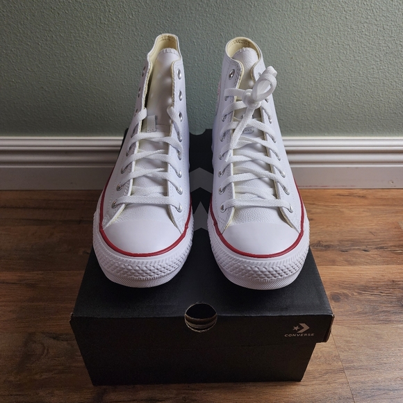 ❗️NWT❗️Converse Chuck Taylor All Star Leather White High Top Shoe Size 11 - Picture 5 of 13